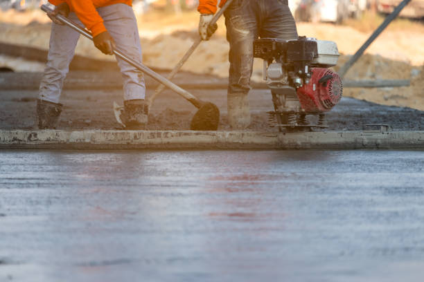 Best Concrete Pool Decks in Willowick, OH